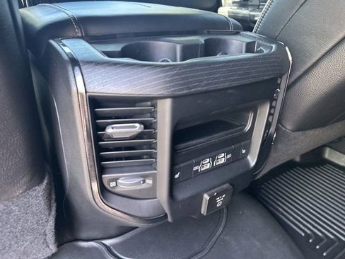 Used 2022 RAM 3500 Limited AWD/4WD image 25