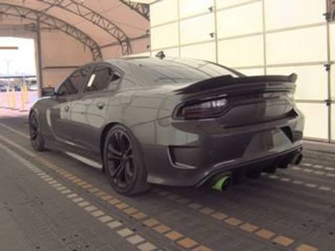 Used 2022 Dodge Charger R/T RWD image 8