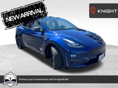 Used 2021 Tesla Model Y Long Range AWD/4WD image 1