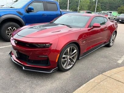 Used 2022 Chevrolet Camaro SS w/ Design Package 2
