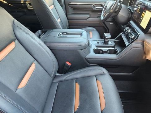 Used 2022 GMC Sierra 1500 AT4 w/ AT4 Premium Package image 19