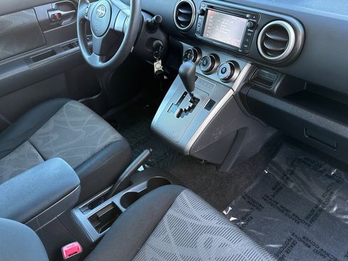 Used 2015 Scion xB 686 Parklan Edition image 16