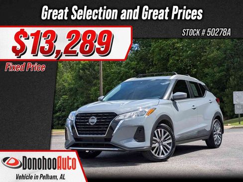 Used 2021 Nissan Kicks SV FWD image 1