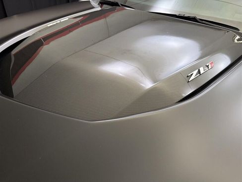 Used 2022 Chevrolet Camaro ZL1 RWD image 19