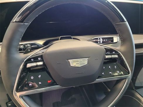 New 2026 Cadillac Vistiq Luxury w/ LPO, Floor Liner Package image 22