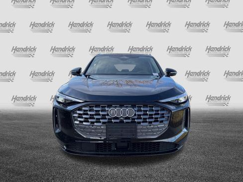 Used 2025 Audi Q5 Premium w/ Premium Plus AWD/4WD image 3