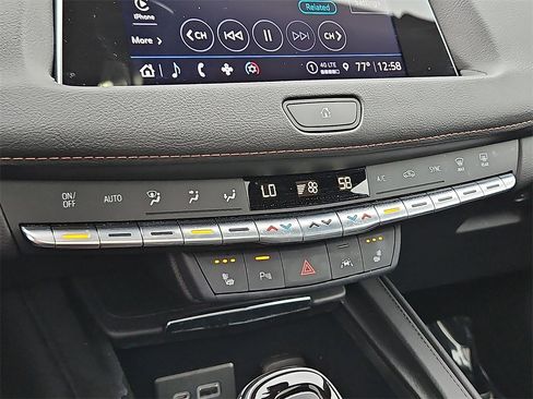 Used 2023 Cadillac XT4 Sport w/ Cold Weather Package image 17