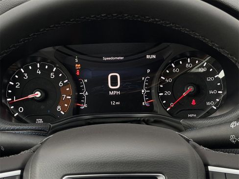 New 2026 Jeep Compass Latitude image 13