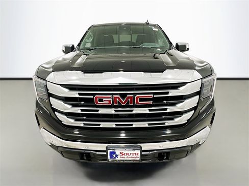 New 2026 GMC Sierra 1500 SLE w/ Preferred Package image 2
