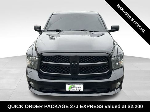 Used 2018 RAM 1500 Express w/ Express Value Package image 3