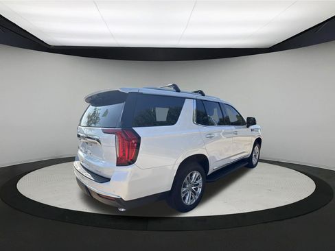 Used 2021 GMC Yukon SLT w/ SLT Premium Package AWD/4WD image 7