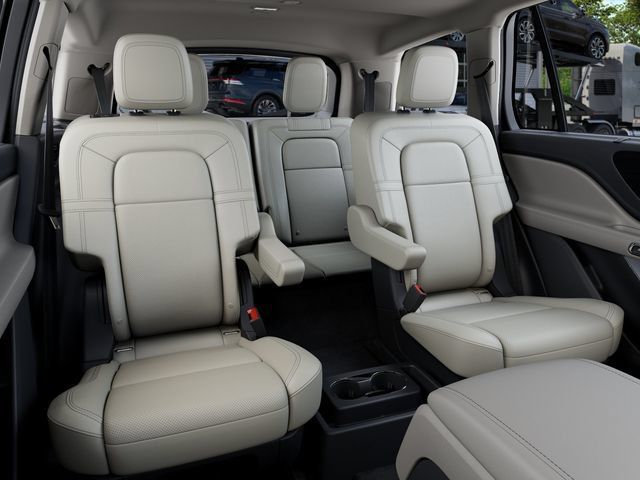New 2027 Lincoln Aviator Reserve AWD/4WD image 13