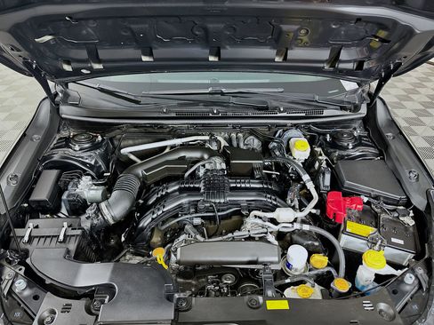 Used 2024 Subaru Crosstrek 2.0i Premium image 32