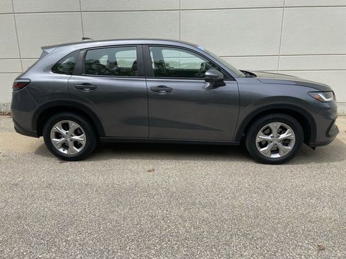 Certified 2023 Honda HR-V LX image 5