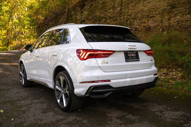 Used 2021 Audi Q3 2.0T Premium Plus AWD/4WD image 6