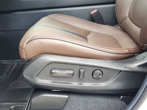 Used 2025 Honda Pilot Elite image 22