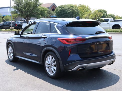 Used 2019 INFINITI QX50 Essential w/ Premium Heat Package AWD/4WD image 6