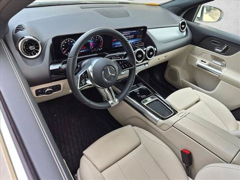 Certified 2026 Mercedes-Benz GLA 250 image 9