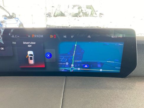 Used 2025 Ford Expedition Platinum w/ Platinum Ultimate Package image 13