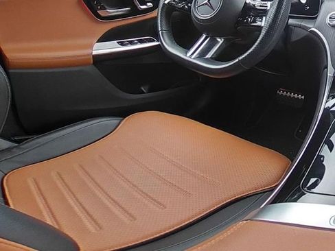 Used 2023 Mercedes-Benz GLC 300 image 21