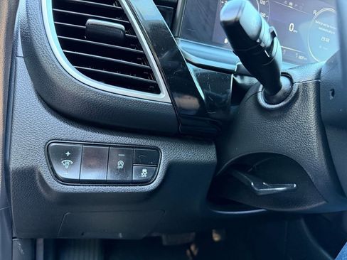 Used 2024 Kia Seltos S image 28