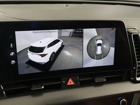 Used 2023 Kia Sportage SX image 42