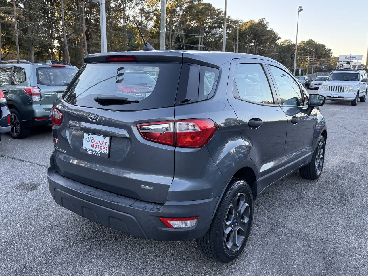 Used 2020 Ford EcoSport S FWD image 5
