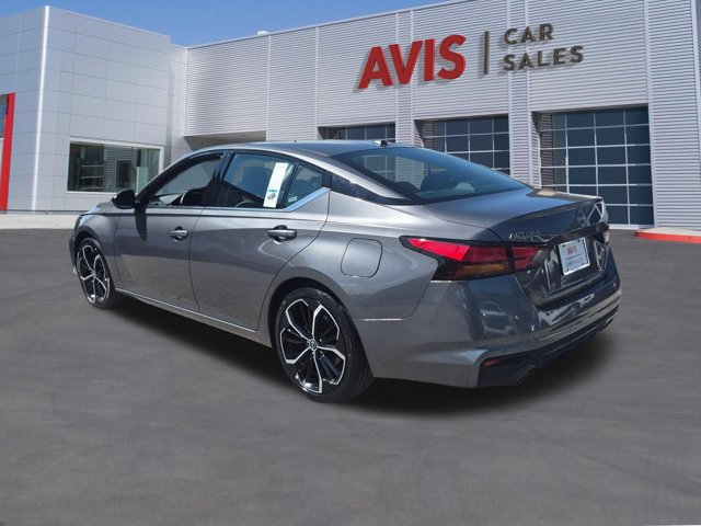 Used 2025 Nissan Altima 2.5 SR FWD image 8