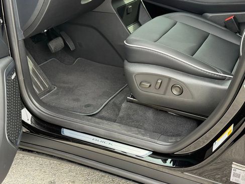 New 2026 Buick Enclave Preferred w/ Super Cruise Package FWD image 18