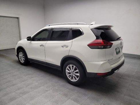 Used 2019 Nissan Rogue SV FWD image 3