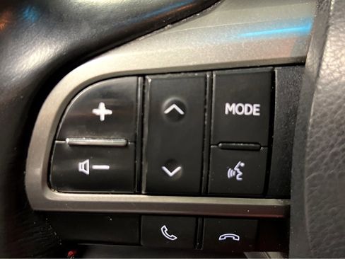 Certified 2023 Lexus GX 460 Premium w/ Premium Plus Package image 12