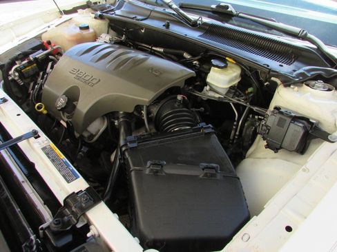 Used 2003 Buick Le Sabre Limited FWD image 16