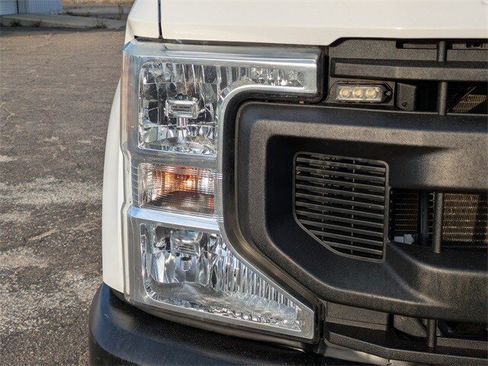 Used 2020 Ford F350 XL w/ Power Equipment Group image 10