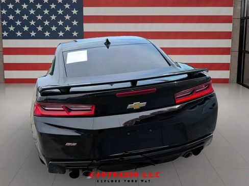 Used 2016 Chevrolet Camaro SS RWD image 6