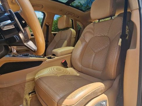 Used 2017 Porsche Macan S AWD/4WD image 15