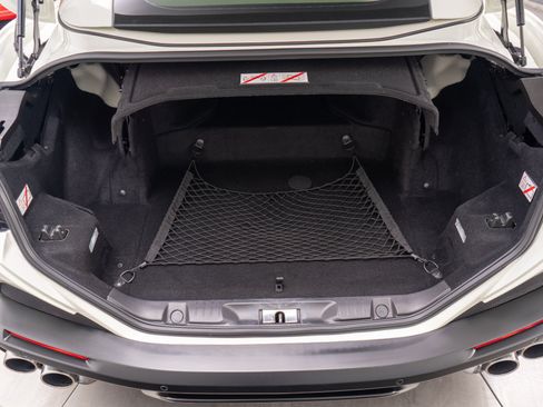Used 2019 Ferrari Portofino RWD image 19