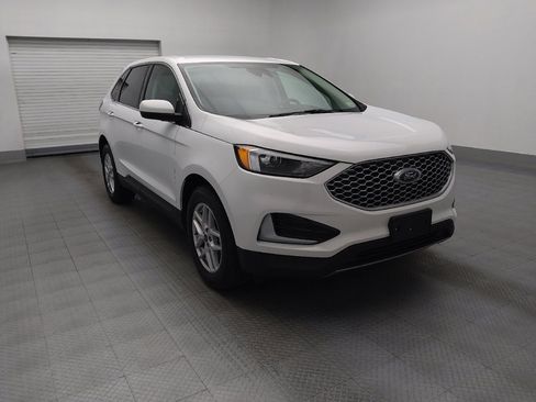 Used 2024 Ford Edge SEL image 13