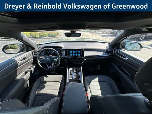 New 2026 Volkswagen Atlas Cross Sport SEL R-Line AWD/4WD image 11