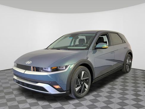 New 2026 Hyundai Ioniq 5 SE image 40