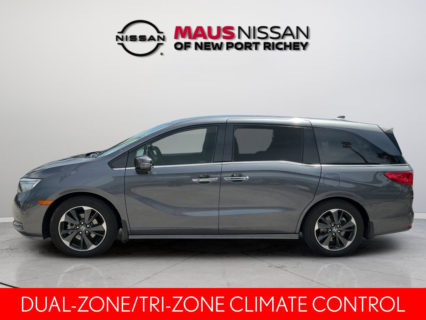 Used 2023 Honda Odyssey Elite image 6