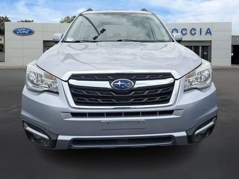 Used 2017 Subaru Forester 2.5i Premium AWD/4WD image 2