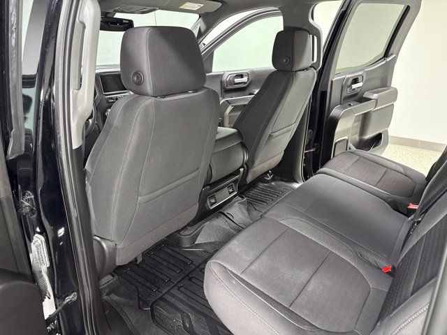 Used 2021 GMC Sierra 1500 4x4 Crew Cab w/ Sierra Value Package image 22