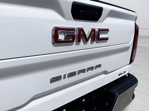 Used 2024 GMC Sierra 2500 SLE w/ SLE Value Package; AWD/4WD image 33