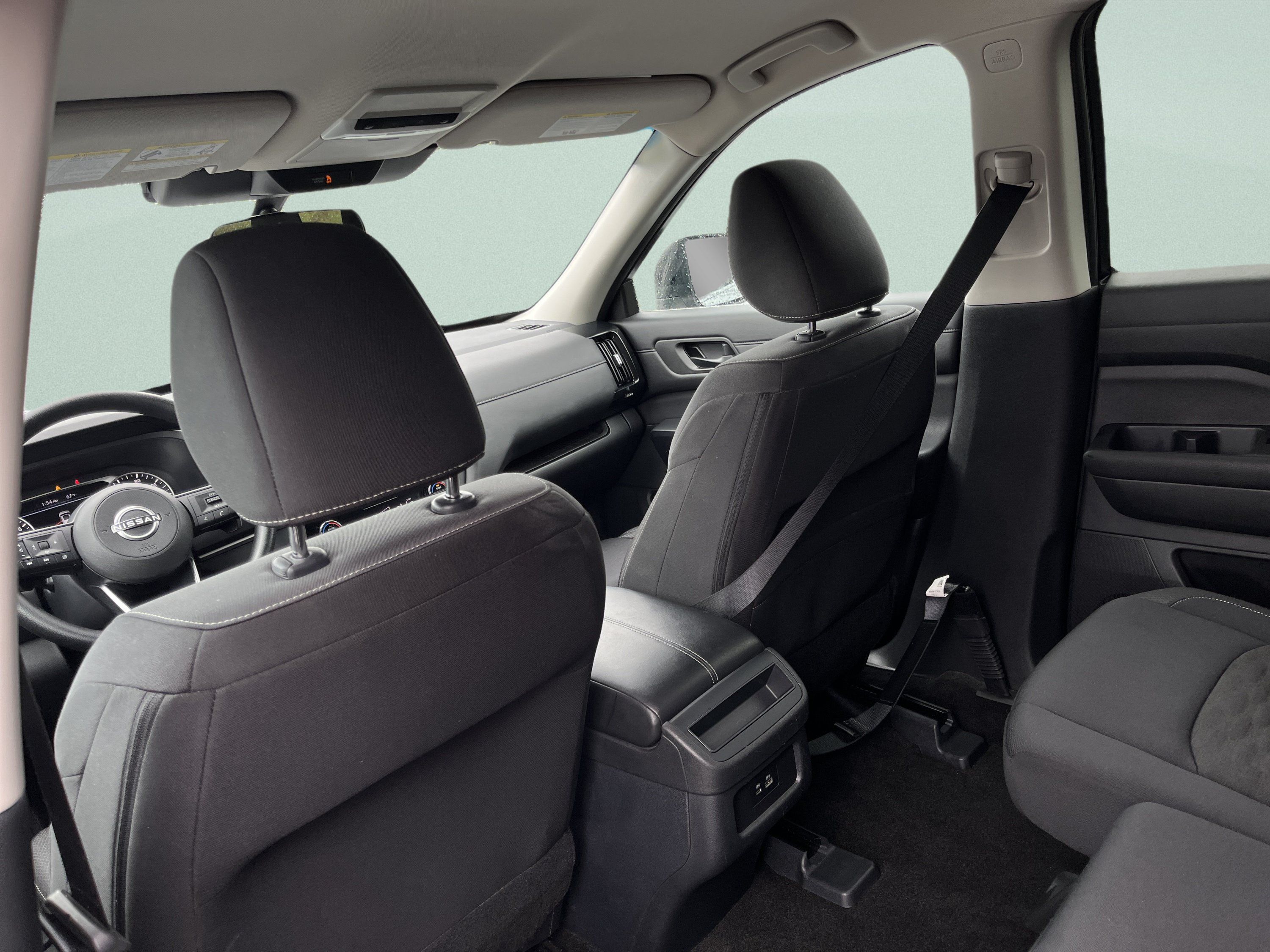 Used 2024 Nissan Pathfinder S AWD/4WD image 23