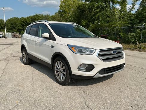 Used 2017 Ford Escape Titanium w/ Equipment Group 301A FWD image 7