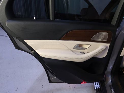 Used 2022 Mercedes-Benz GLE 350 image 31