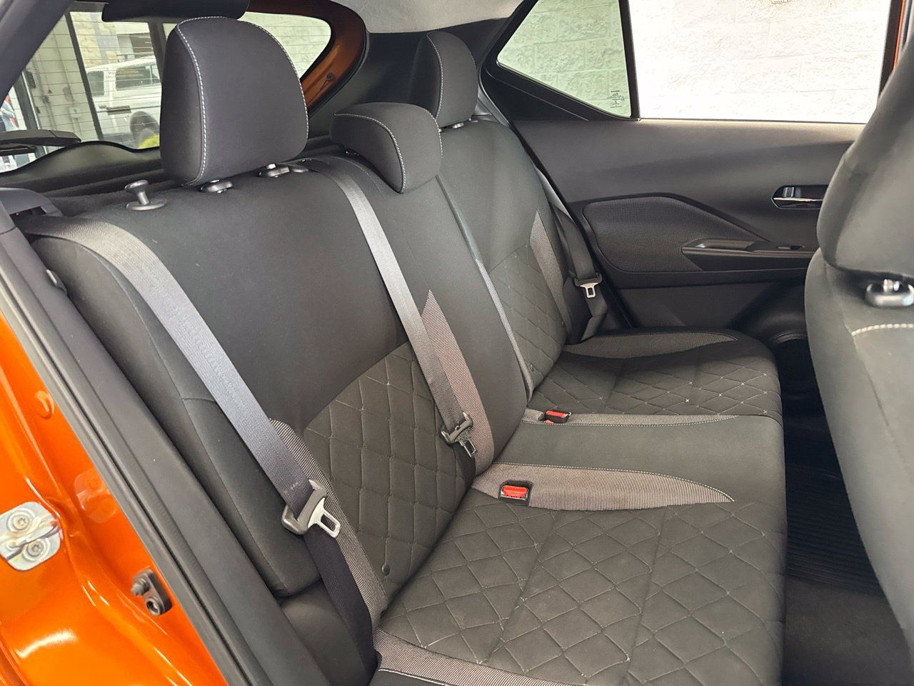 Used 2018 Nissan Kicks SV w/ Exterior Package FWD image 37