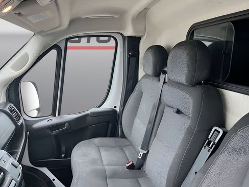 Used 2025 RAM ProMaster 3500 w/ Convenience Group FWD image 21