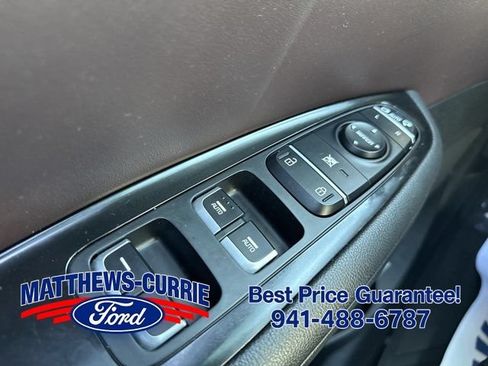 Used 2017 Kia Optima SX FWD image 24