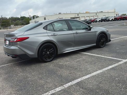 Certified 2026 Toyota Camry SE w/ Convenience Package FWD image 8
